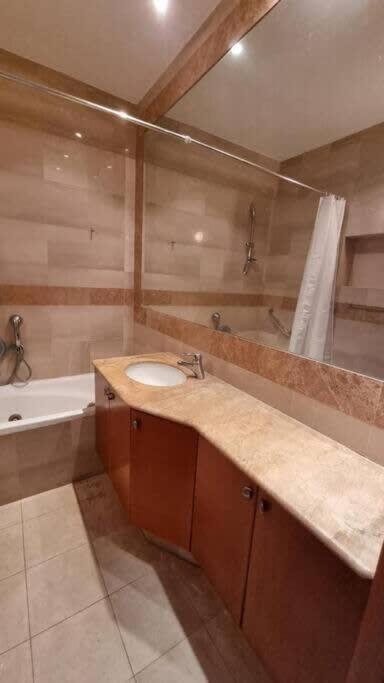 Willa Cosy Studio In Mamilla, Free Parking Up To 5 Ppl Jerozolima Zewnętrze zdjęcie